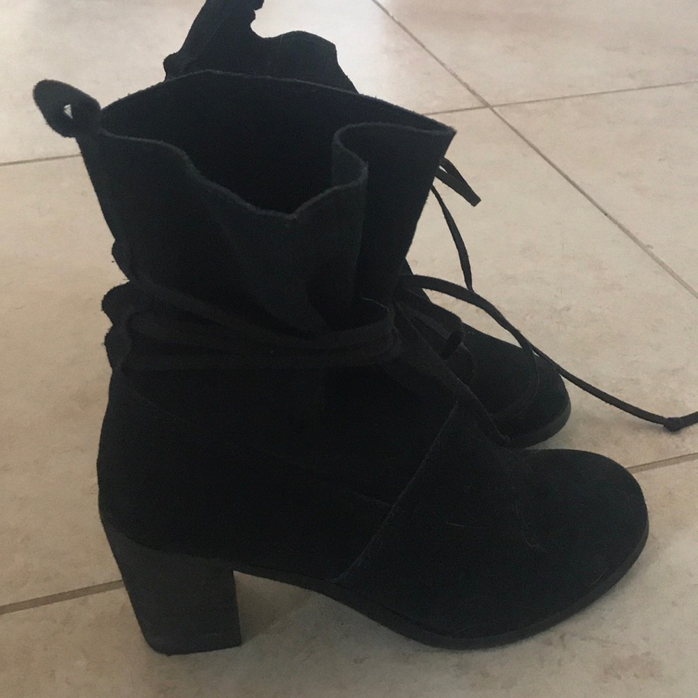 Cute booties!